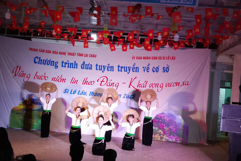 Chương trình Đưa tuyên truyền về cơ sở “Vững bước niềm tin theo Đảng - khát vọng vươn xa”